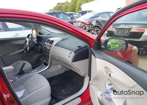 2011 Toyota Corolla Le z USA, uszkodzony, nr VIN JTDBU4EE8B9154432